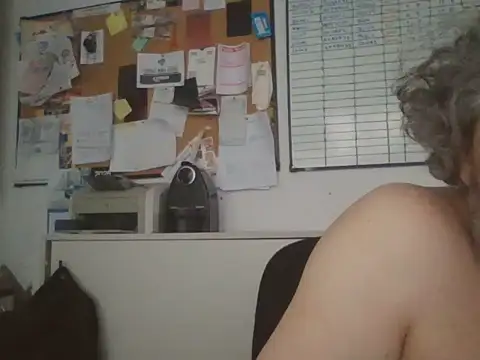 แชท XXX สดของ Petebulimia