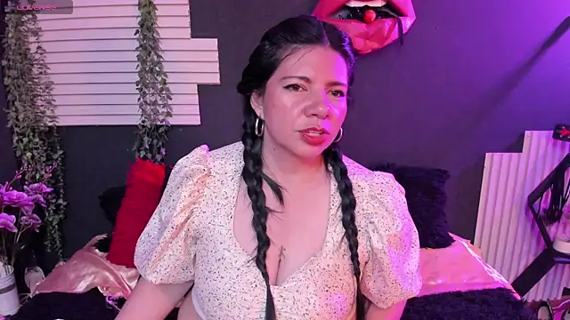 Živý XXX chat kinky_momm