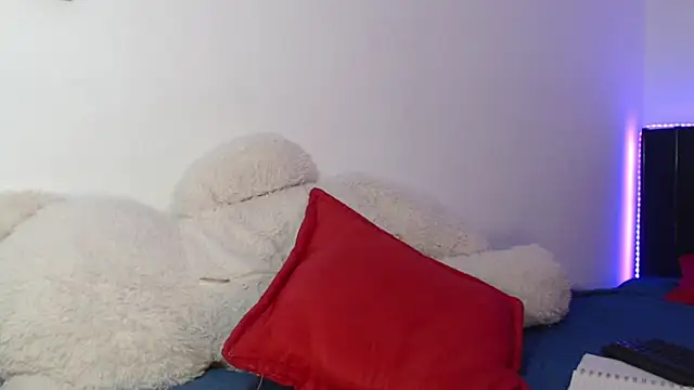 ladyrd1 – Naživo XXX chat
