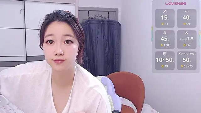 XueLi1902 – Live XXX-chat