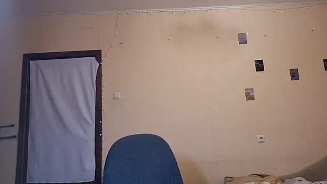 Katelemon élő XXX-chatje