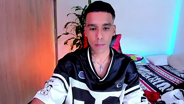 Damianwhite Chat XXX live