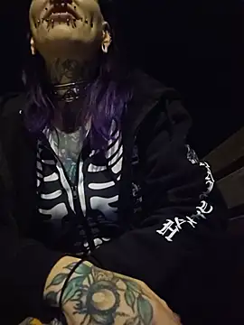 Chat XXX en directo de Purple_Coffin666