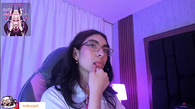 Czat XXX na żywo – Molly_A