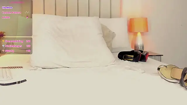 Romina_brunette: απευθείας συνομιλία ΧΧΧ