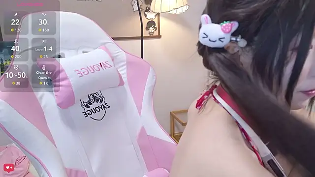 Qiqiiii-05 Show Webcam