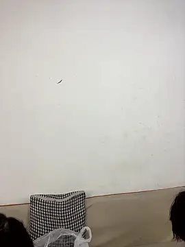 -OvO- Chat XXX in diretta