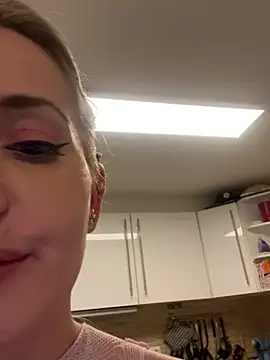 GangBangKitty – webcam-show