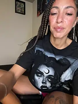 Lalla-Amani Chat XXX in diretta