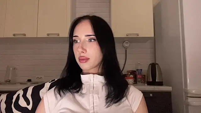 IsabellaQiueen Chat XXX live
