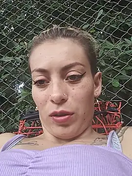 Tefannyy_ Show in webcam