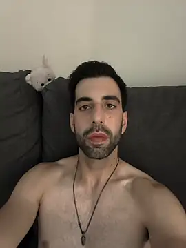Kevin7_76 – Naživo XXX chat