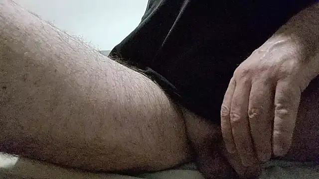 BelleGrosseQueue live XXX chat