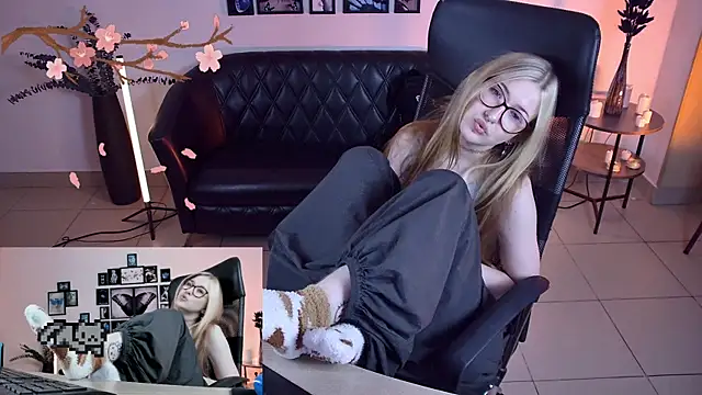 lanafitch Adlı Modelin Canlı XXX Sohbeti
