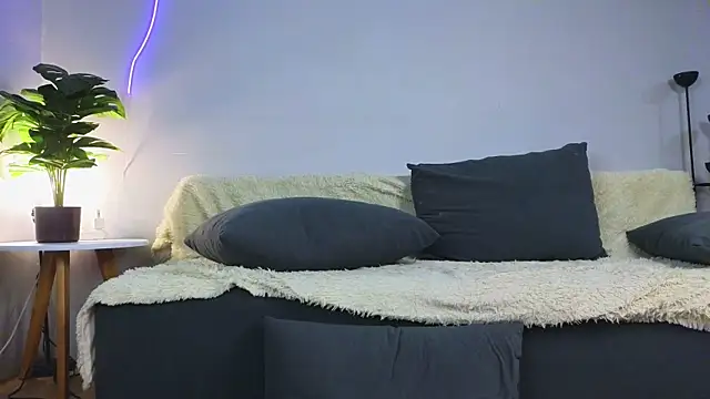 t_blonde live XXX chat