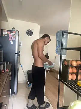 Taylor_DiamondBoy Live XXX-chat