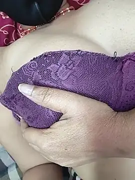 XXX chat uživo modela Praveena27telugu