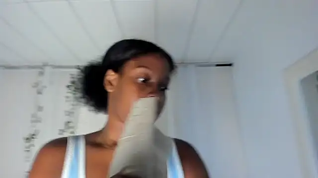 Živý XXX chat KiomaraaBaker