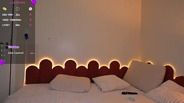 cuteface_bigass_'s Webcam Show