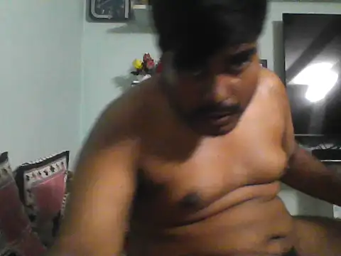 Foxboy65 live XXX chat