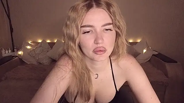 ViolettaLopez's Live XXX Chat