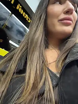 Show modela Sophie_Avory na web-kameri