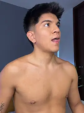 Chat XXX Live OnlySantty