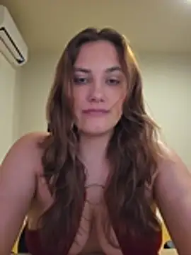 Živý XXX chat MiaRides19