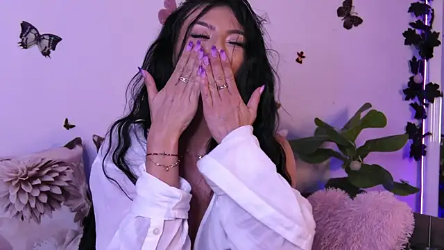 AmelieReeaa élő XXX-chatje