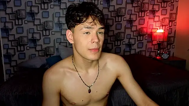Chat XXX en directo de LoganSteel_