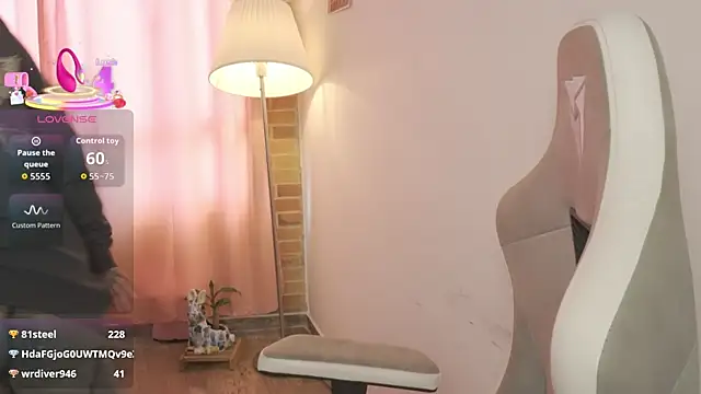 دردشة EmmitaGarcia الجنسية المباشرة