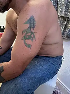 2addictivelyhorny webkamerás műsora