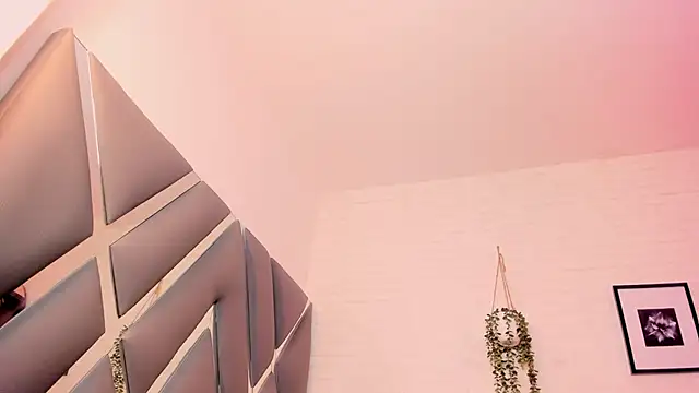 Catalleya_flower's Live XXX Chat