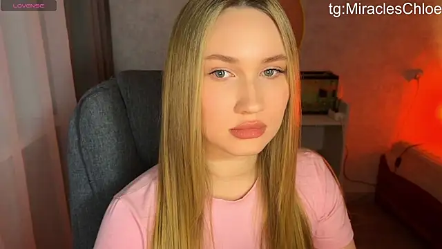 ChloeMillerMeow's Live XXX Chat