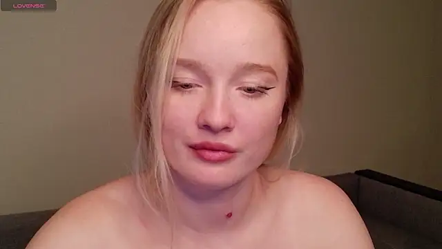 Shawty_Mia's Live XXX Chat