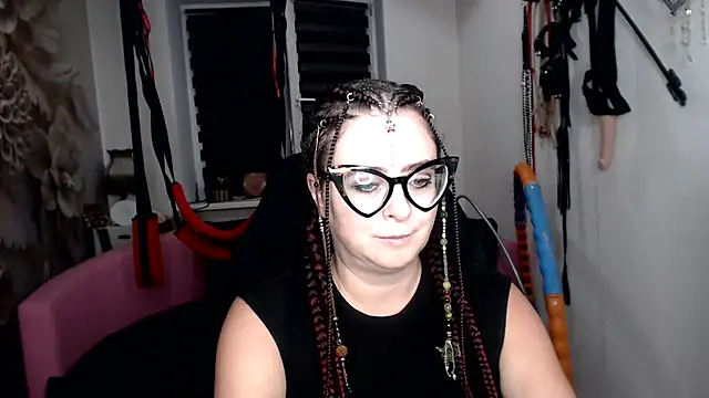 MISSgoddessMARIA Adlı Modelin Canlı XXX Sohbeti