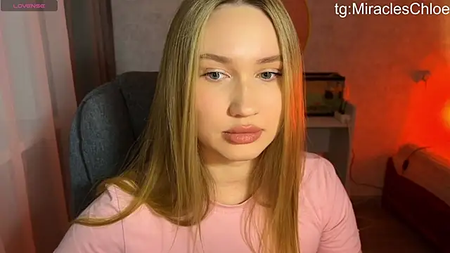ChloeMillerMeow's Live XXX Chat