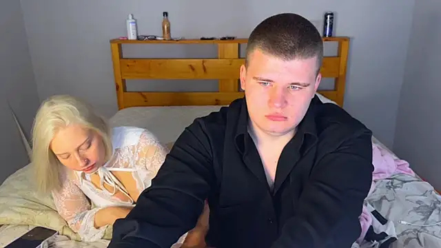 Chatroom XXX en direct de angellliss