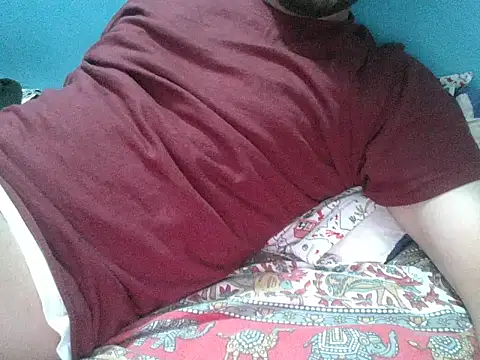 Precumboner élő XXX-chatje