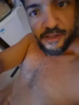 LUH133n Live XXX chat