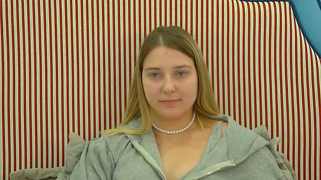 TinnaBurton's Live XXX Chat
