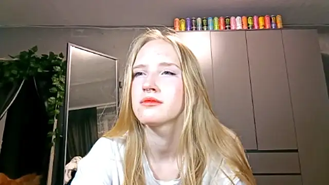Mia_Azart – Naživo XXX chat