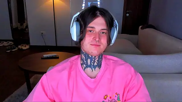 _torfin_ élő XXX-chatje
