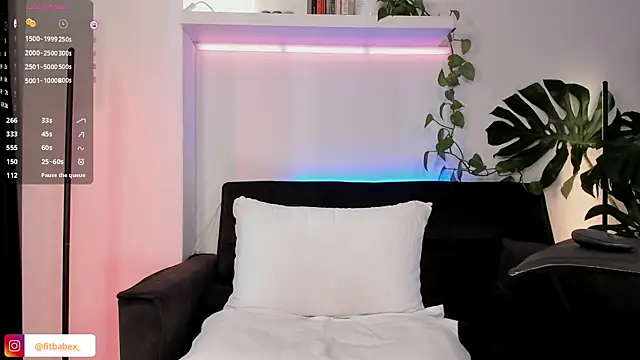 ariana_fitl_'s Live XXX Chat