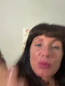 LadyLuxLover Chat XXX live