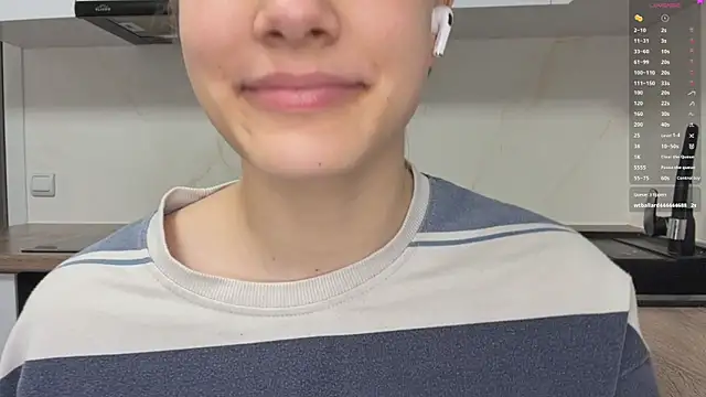 Carolini_i 现场XXX聊天
