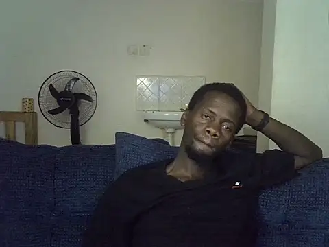 Chat +18 de Thee_Biggest ao vivo