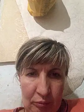 BellaBlum777 Chat XXX in diretta