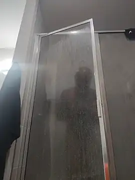 sinnernoir Adlı Modelin Canlı XXX Sohbeti