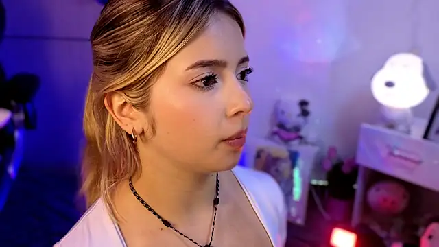 دردشة EmilyMiller_ الجنسية المباشرة